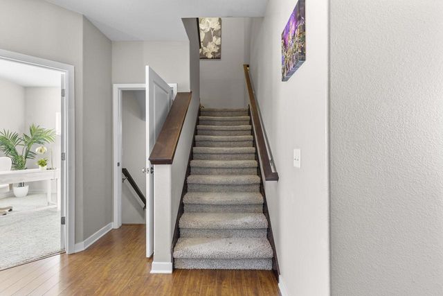 466 CRESCENDO Drive, Sun Prairie, WI 53590