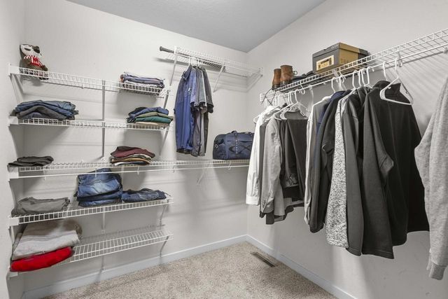 466 CRESCENDO Drive, Sun Prairie, WI 53590