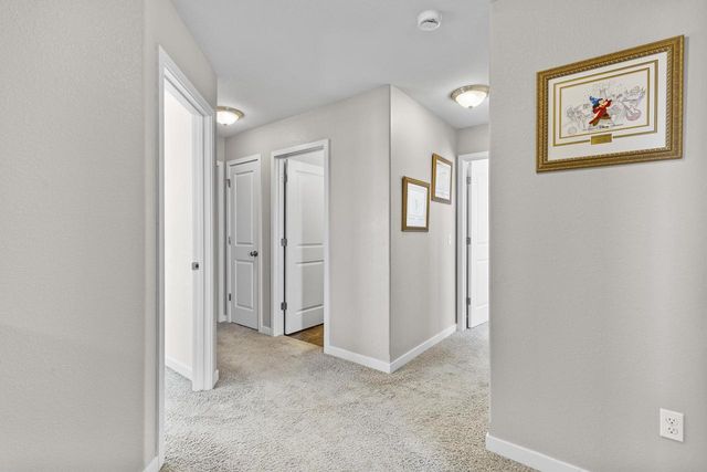 466 CRESCENDO Drive, Sun Prairie, WI 53590