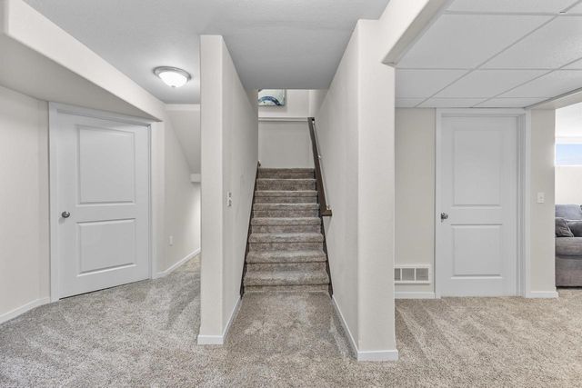 466 CRESCENDO Drive, Sun Prairie, WI 53590