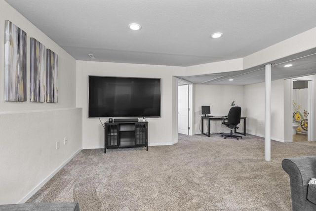 466 CRESCENDO Drive, Sun Prairie, WI 53590