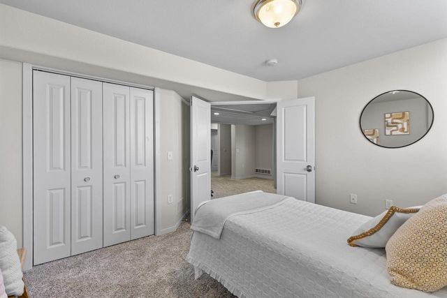 466 CRESCENDO Drive, Sun Prairie, WI 53590