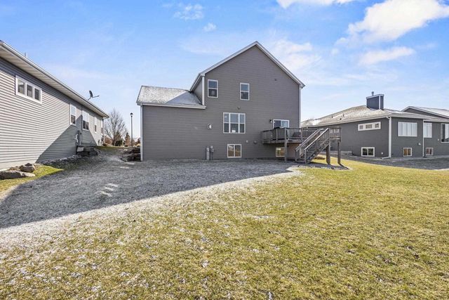 466 CRESCENDO Drive, Sun Prairie, WI 53590