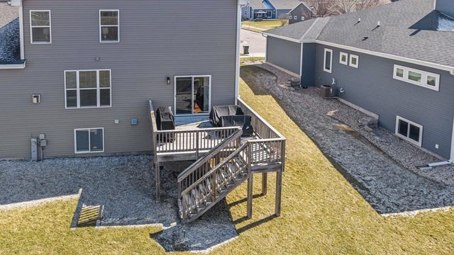 466 CRESCENDO Drive, Sun Prairie, WI 53590