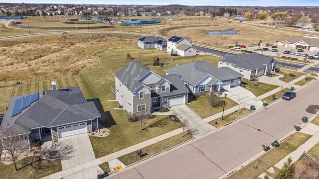 466 CRESCENDO Drive, Sun Prairie, WI 53590