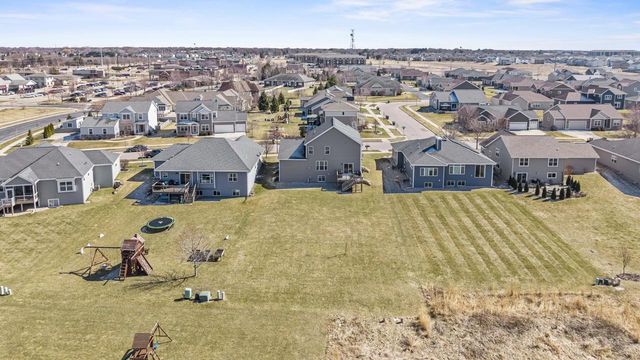 466 CRESCENDO Drive, Sun Prairie, WI 53590