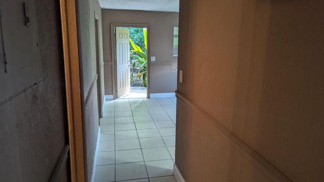 2670 NW 10th Street 8, Pompano Beach, FL 33069