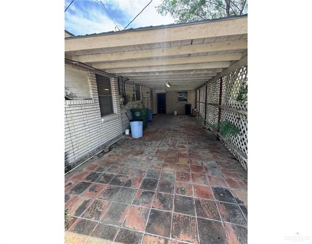 1003 Portscheller Street, Roma, TX 78584