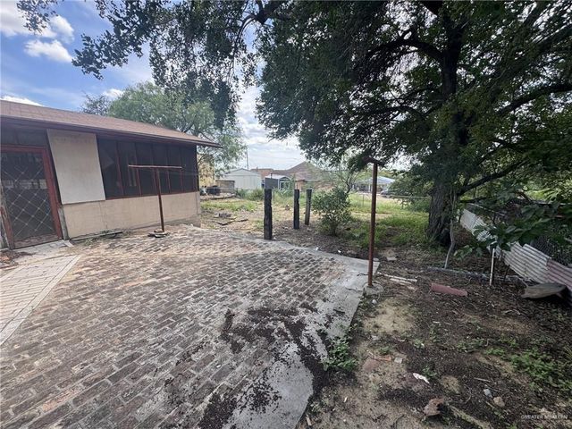 1003 Portscheller Street, Roma, TX 78584