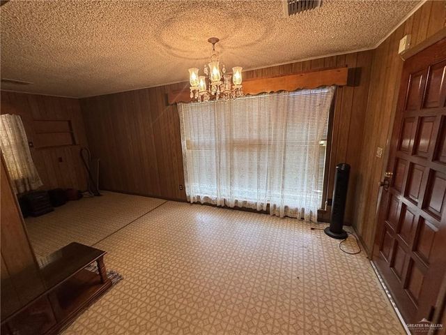 1003 Portscheller Street, Roma, TX 78584