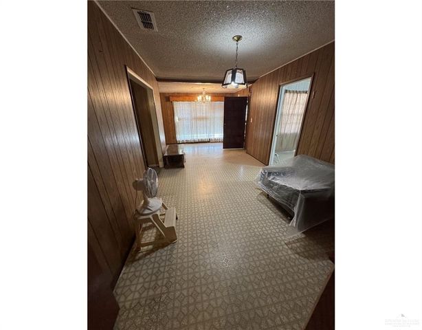 1003 Portscheller Street, Roma, TX 78584