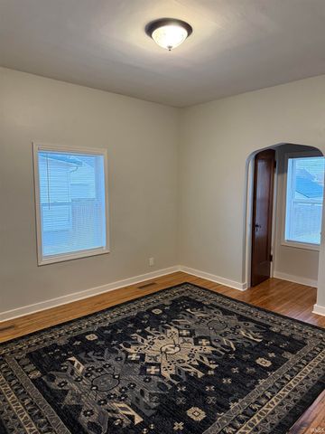 350 S Wayne Street, Waterloo, IN 46793