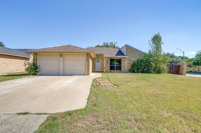 4429 Amherst Lane, Grand Prairie, TX 75052