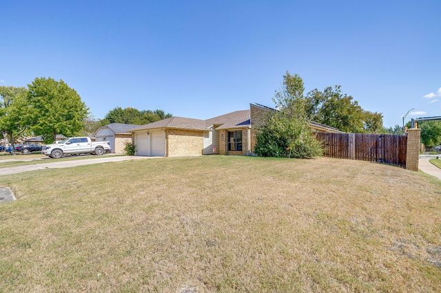4429 Amherst Lane, Grand Prairie, TX 75052