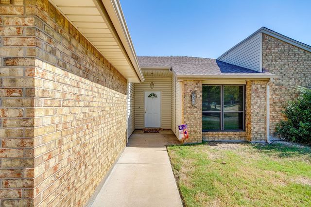 4429 Amherst Lane, Grand Prairie, TX 75052