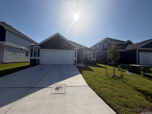 401 Lina Way, Seguin, TX 78155