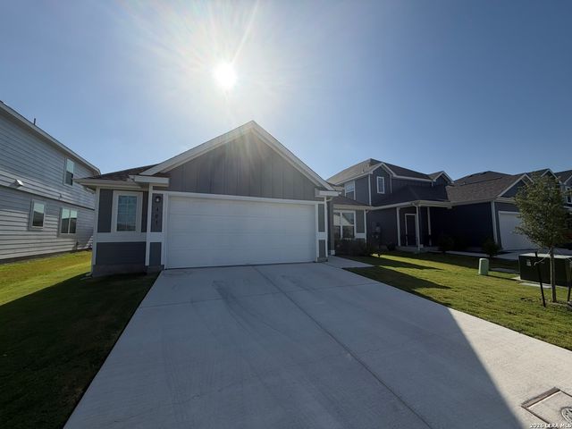 401 Lina Way, Seguin, TX 78155