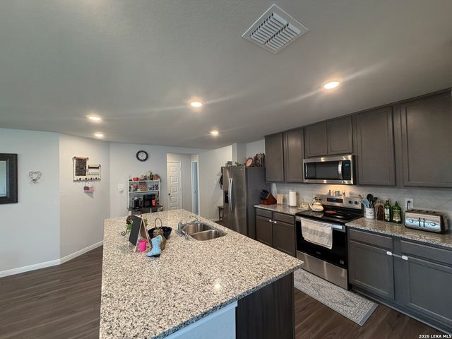 401 Lina Way, Seguin, TX 78155
