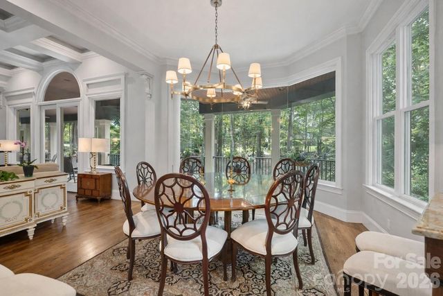 8915 Warwicke Lane, Sherrills Ford, NC 28673