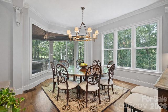 8915 Warwicke Lane, Sherrills Ford, NC 28673