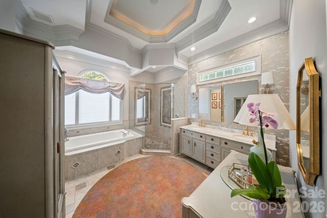 8915 Warwicke Lane, Sherrills Ford, NC 28673