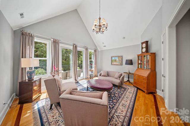 8915 Warwicke Lane, Sherrills Ford, NC 28673