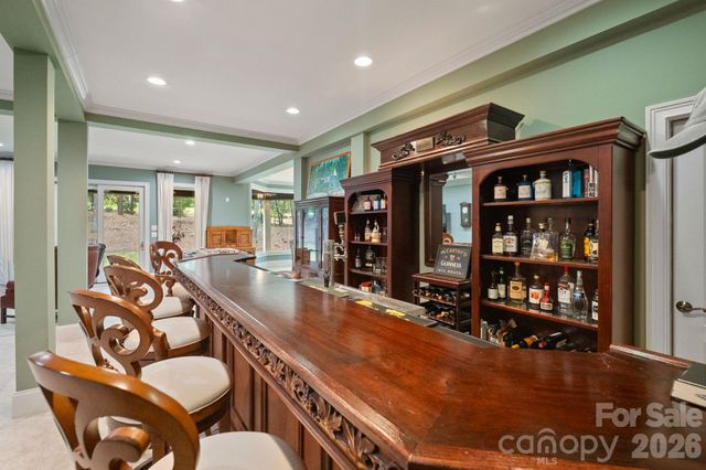 8915 Warwicke Lane, Sherrills Ford, NC 28673