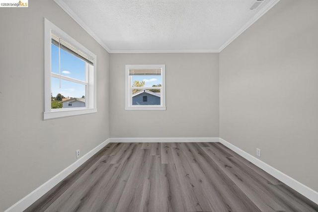 3240 Logan St, Oakland, CA 94601