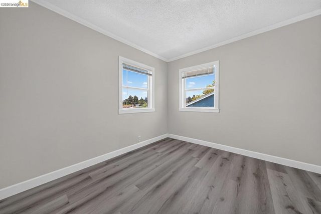 3240 Logan St, Oakland, CA 94601