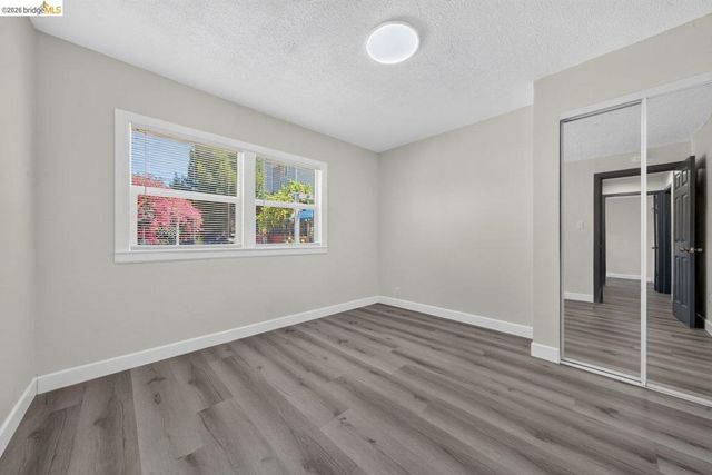 3240 Logan St, Oakland, CA 94601