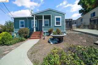 3240 Logan St, Oakland, CA 94601