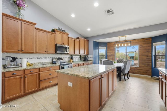 44614 N 20TH Street, New River, AZ 85087
