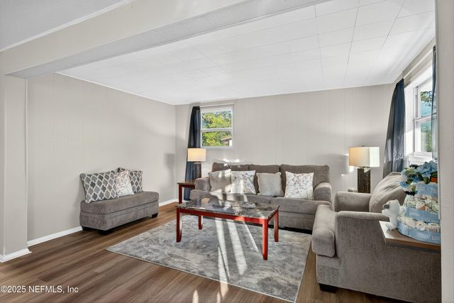 409 PARKWOOD Drive, Orange Park, FL 32073