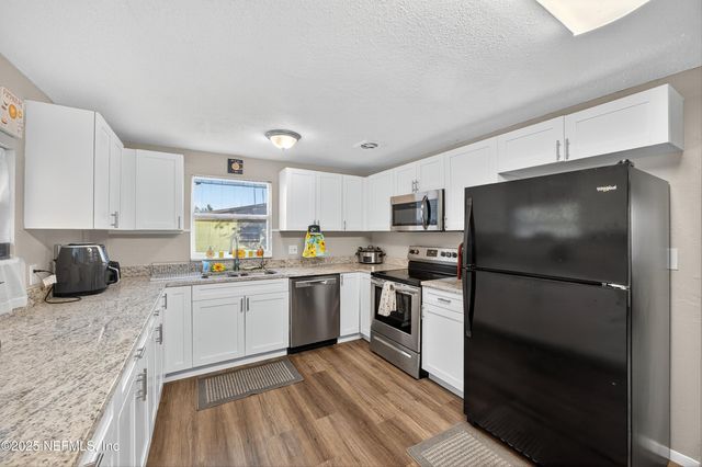 409 PARKWOOD Drive, Orange Park, FL 32073