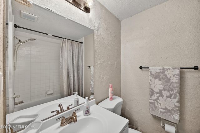 409 PARKWOOD Drive, Orange Park, FL 32073