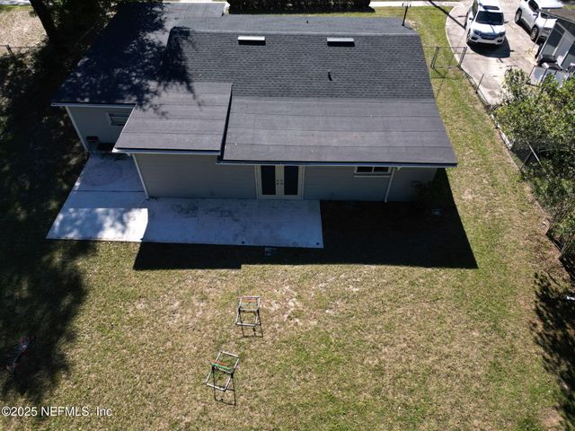 409 PARKWOOD Drive, Orange Park, FL 32073