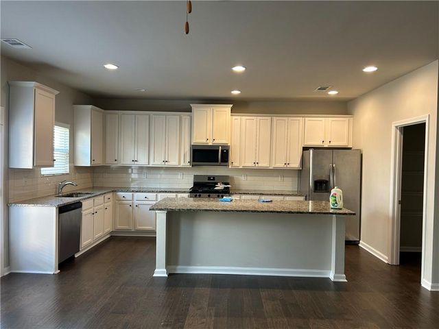 205 Ridge Valley Drive, Woodstock, GA 30189