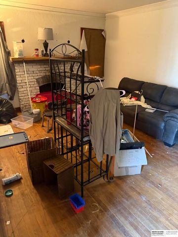 1901 N 50th Street, Omaha, NE 68104