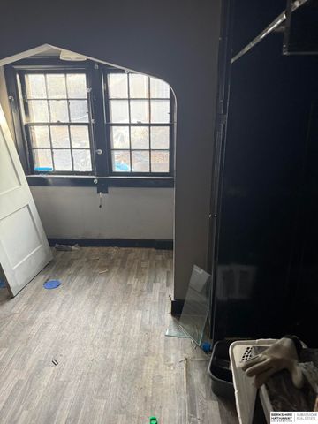 1901 N 50th Street, Omaha, NE 68104