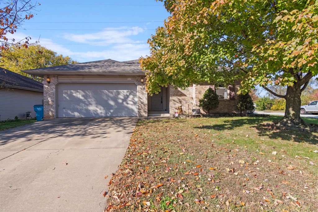 1131 North Ohara North Avenue, Springfield, MO 65802