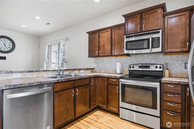 1610 179th Street Ct E, Spanaway, WA 98387