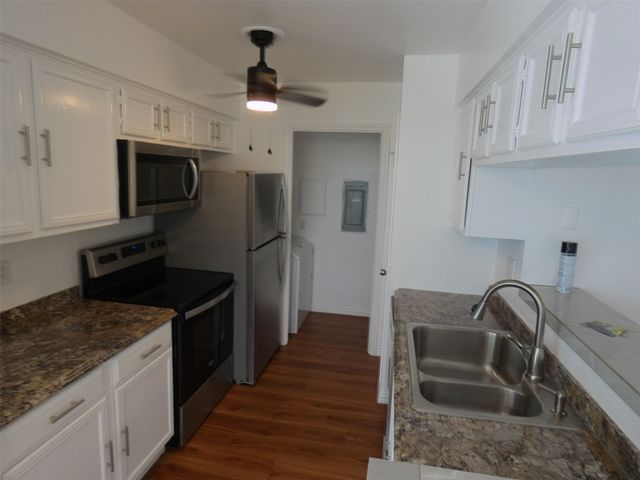 5805 Lake Hubbard Parkway 202, Garland, TX 75043