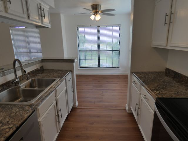 5805 Lake Hubbard Parkway 202, Garland, TX 75043