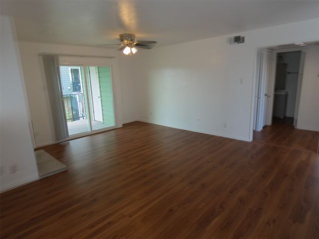 5805 Lake Hubbard Parkway 202, Garland, TX 75043