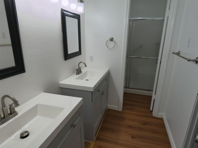 5805 Lake Hubbard Parkway 202, Garland, TX 75043