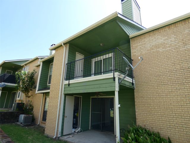5805 Lake Hubbard Parkway 202, Garland, TX 75043