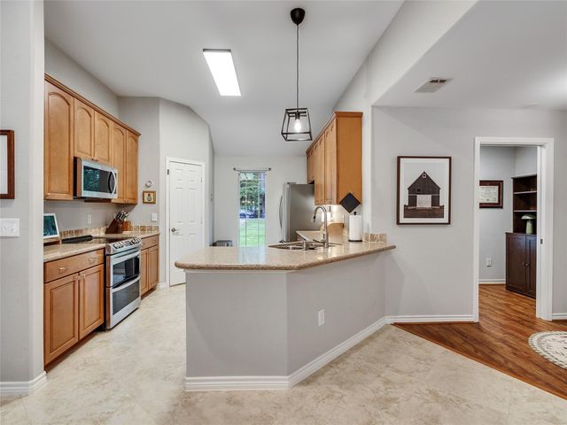 23436 Hillcrest Drive, Hockley, TX 77447