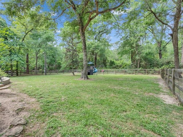 23436 Hillcrest Drive, Hockley, TX 77447