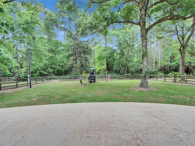 23436 Hillcrest Drive, Hockley, TX 77447