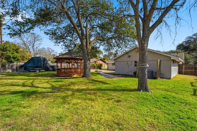 5113 Lake Arrowhead Drive, Waco, TX 76710